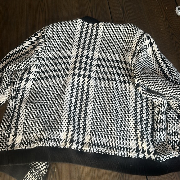 boohooMAN zip up patterned jacket - Picture 2 of 3